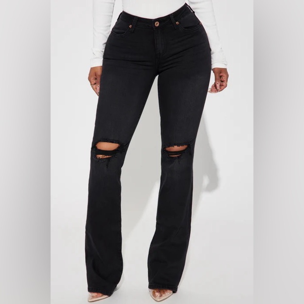 Fashion Nova Black Charcoal Flare Bootcut Jeans Distressed Knees Size 5